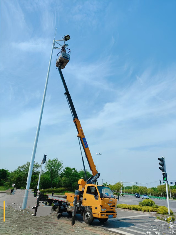 罗田28米登高车出租，襄阳路灯车租赁