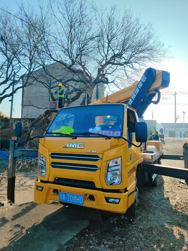 罗田18米直臂带吊篮登高车出租，可包月